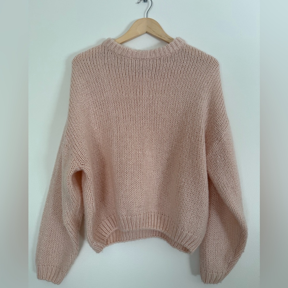 H&M Divided Soft Pink Sweater